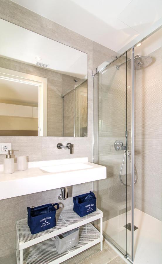 Sitges Spaces Oasis Suites- 4 Bedroom, 4 Ensuite Bathrooms, Terrace, Pool, Sitges Centre Exterior foto