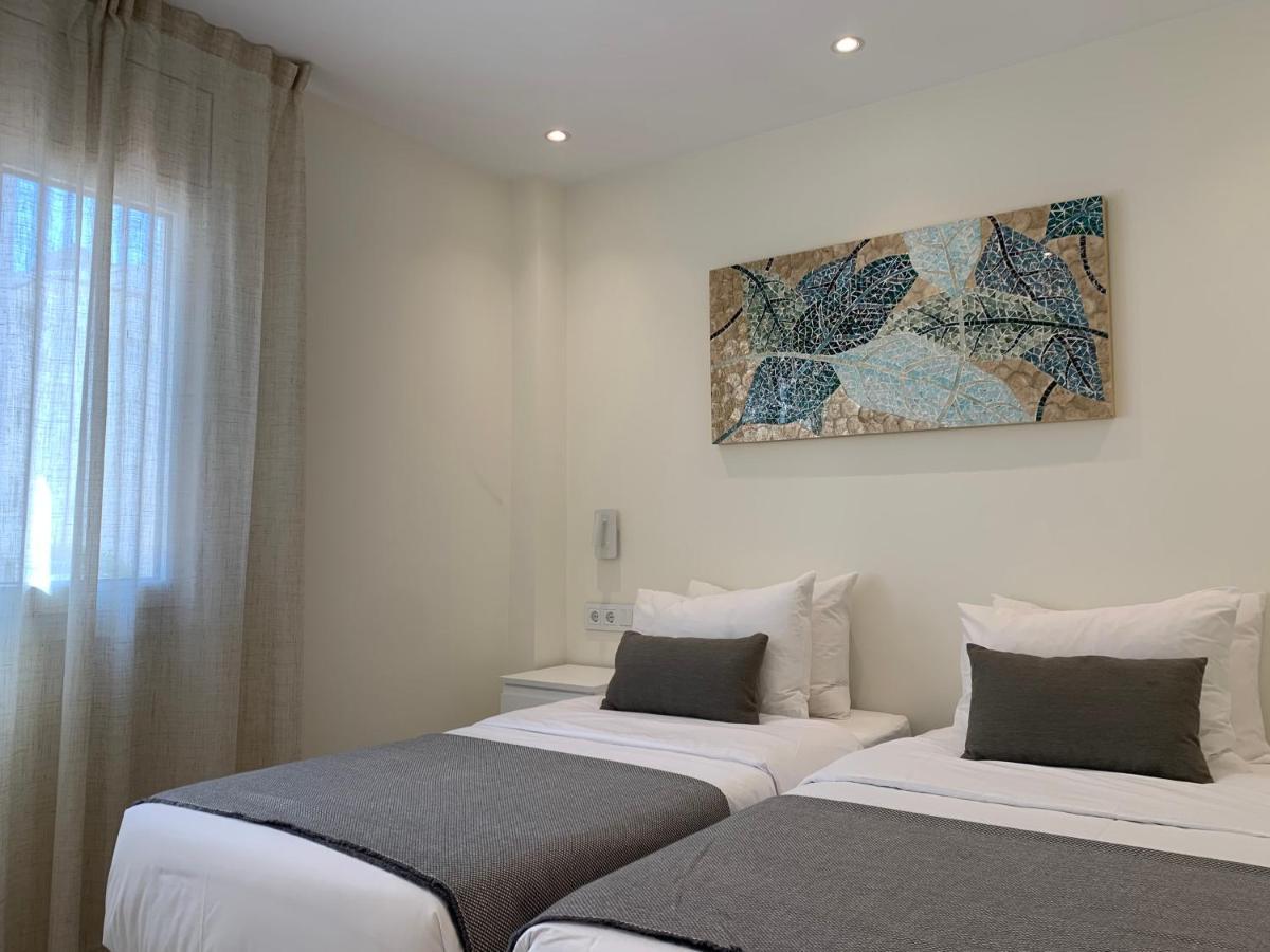 Sitges Spaces Oasis Suites- 4 Bedroom, 4 Ensuite Bathrooms, Terrace, Pool, Sitges Centre Exterior foto
